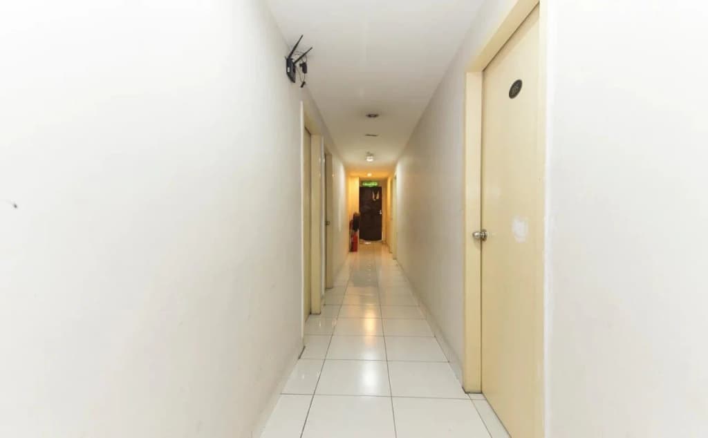 OYO 427 Hotel Kristal - photo 10