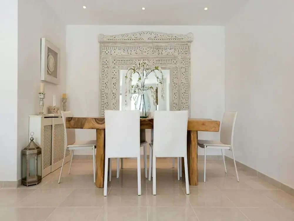 Villa in Porroig With Stunning Sea Views - photo 11