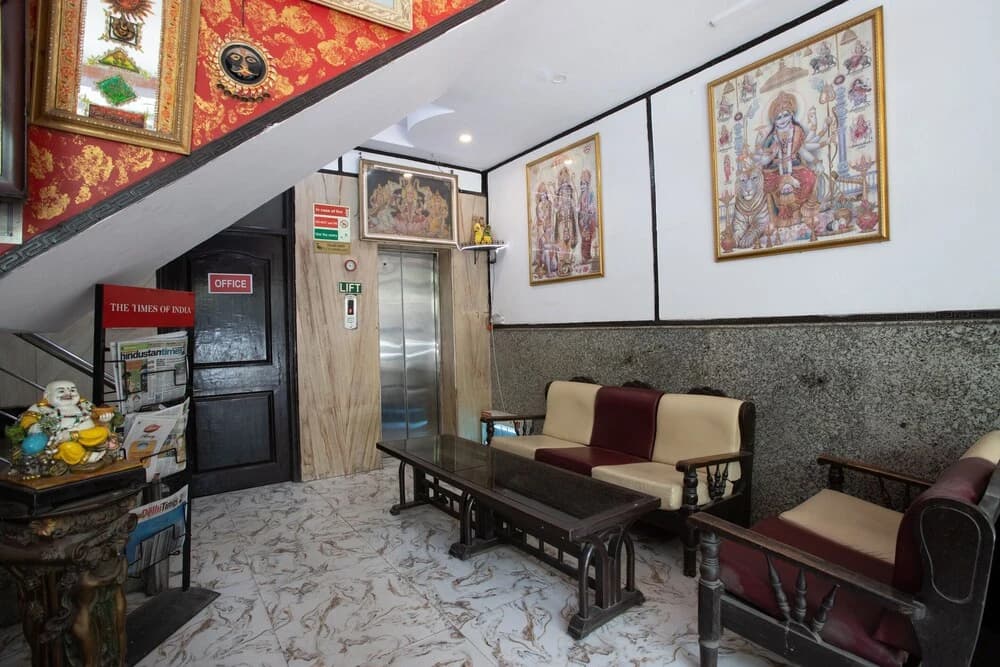 OYO 23563 KG palace - photo 8