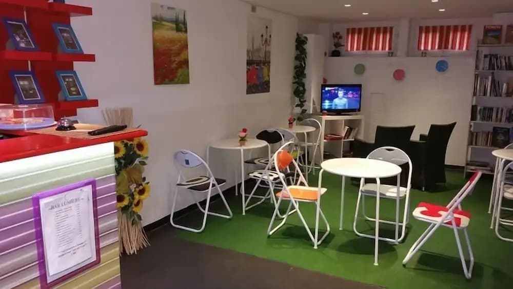 Hostel Lumiere - photo 11