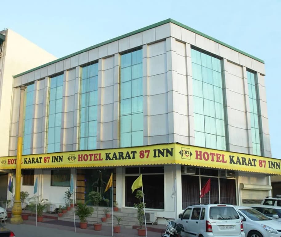 Hotel Karat 87 Inn - photo 1