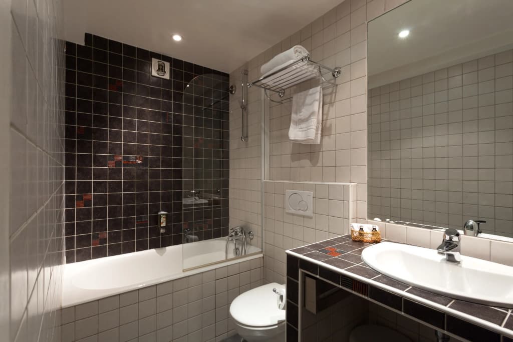 Hôtel Edouard 6 by Malone - photo 32