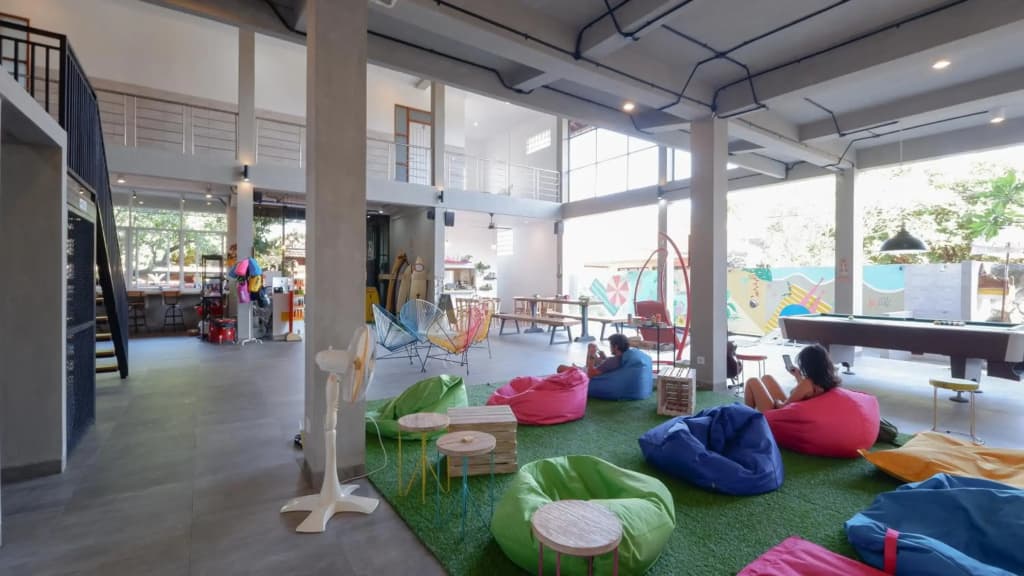 Beach Hut Hostel - photo 10