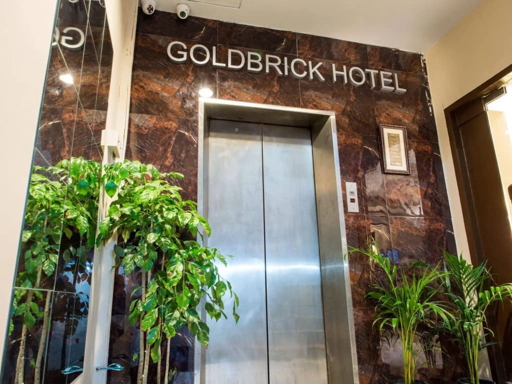 Goldbrick Hotel - photo 1