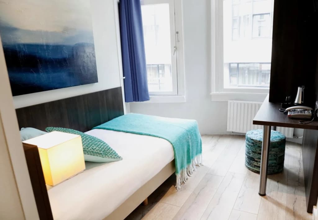 Hotel Damsquare - photo 6