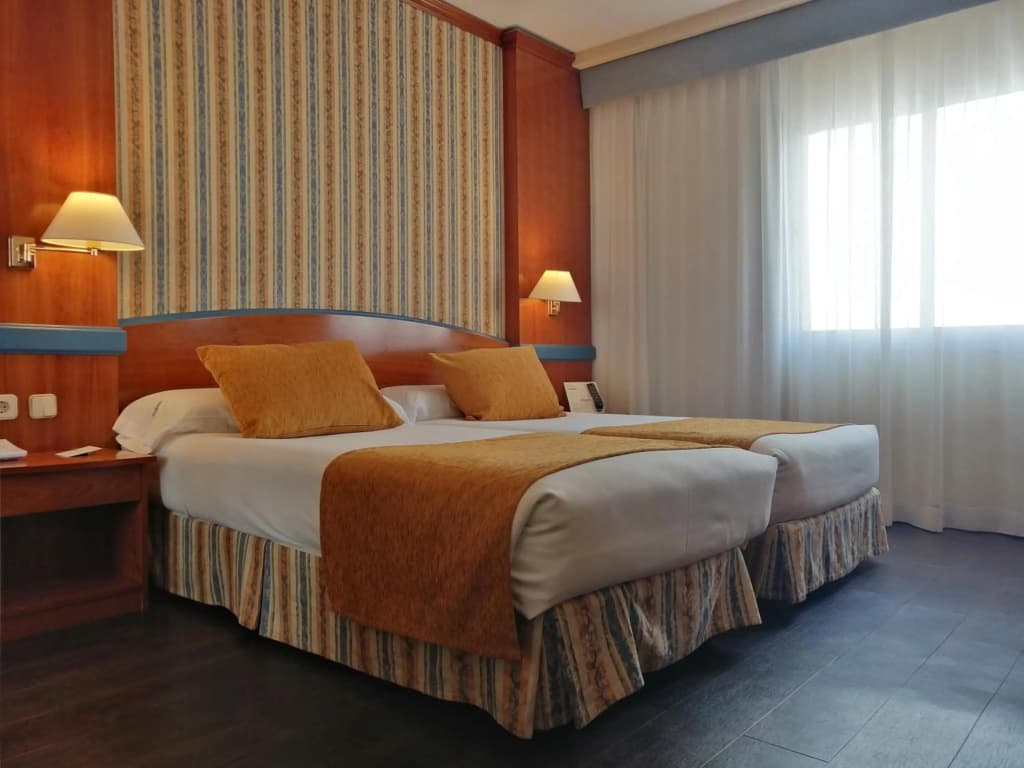 Gran Versalles Hotel - photo 2