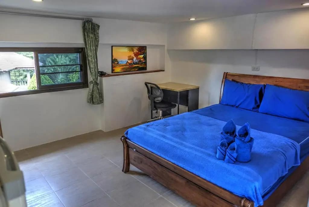 Gila's Garden Bungalows - photo 2