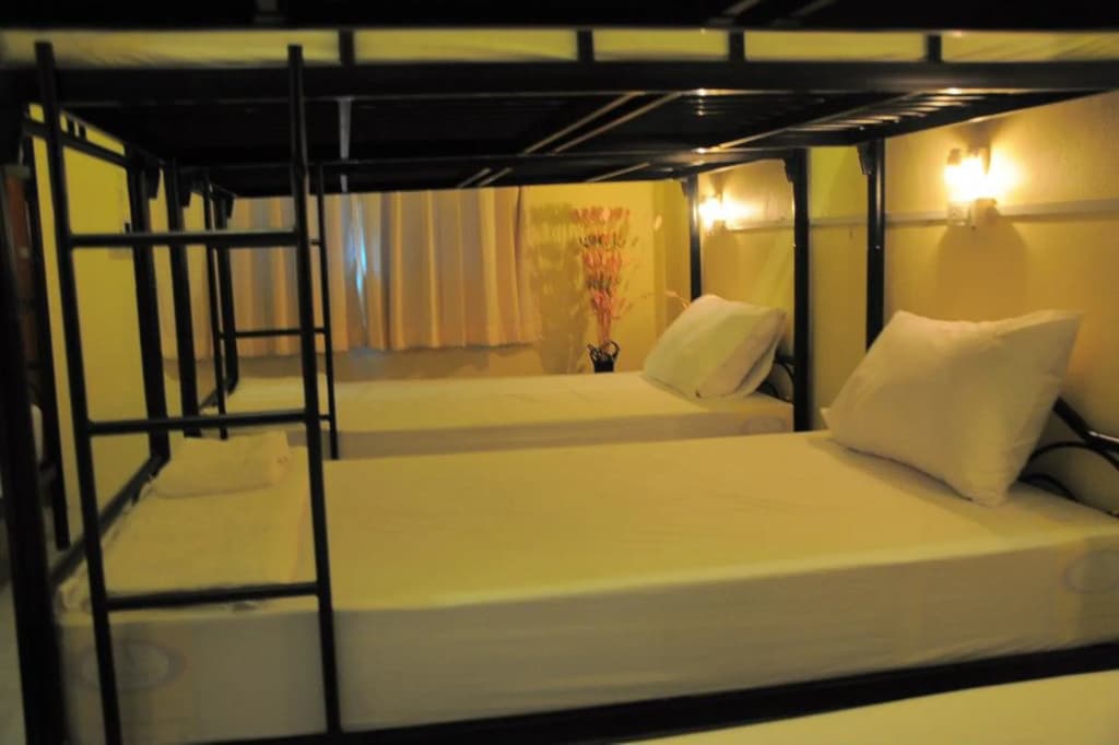 Seventeen Hostel - photo 5
