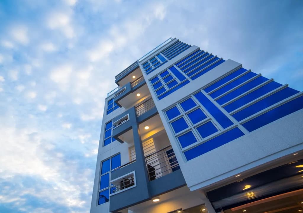 The White Harp Beach Hotel - photo 1