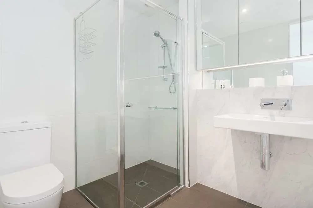 Apartment on Broadway - photo 6