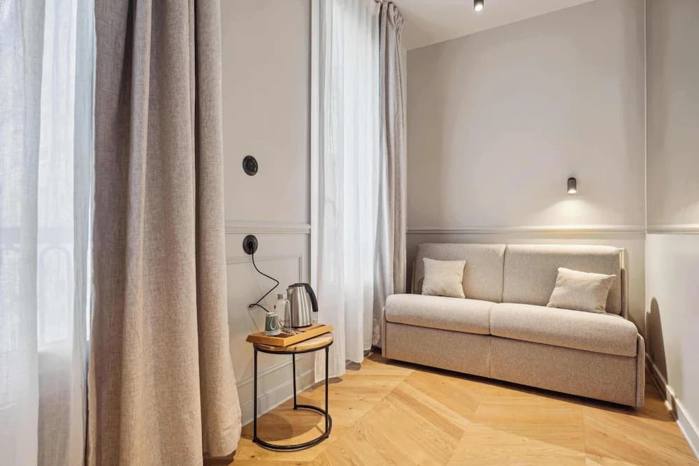 Hotel Clemence - photo 6