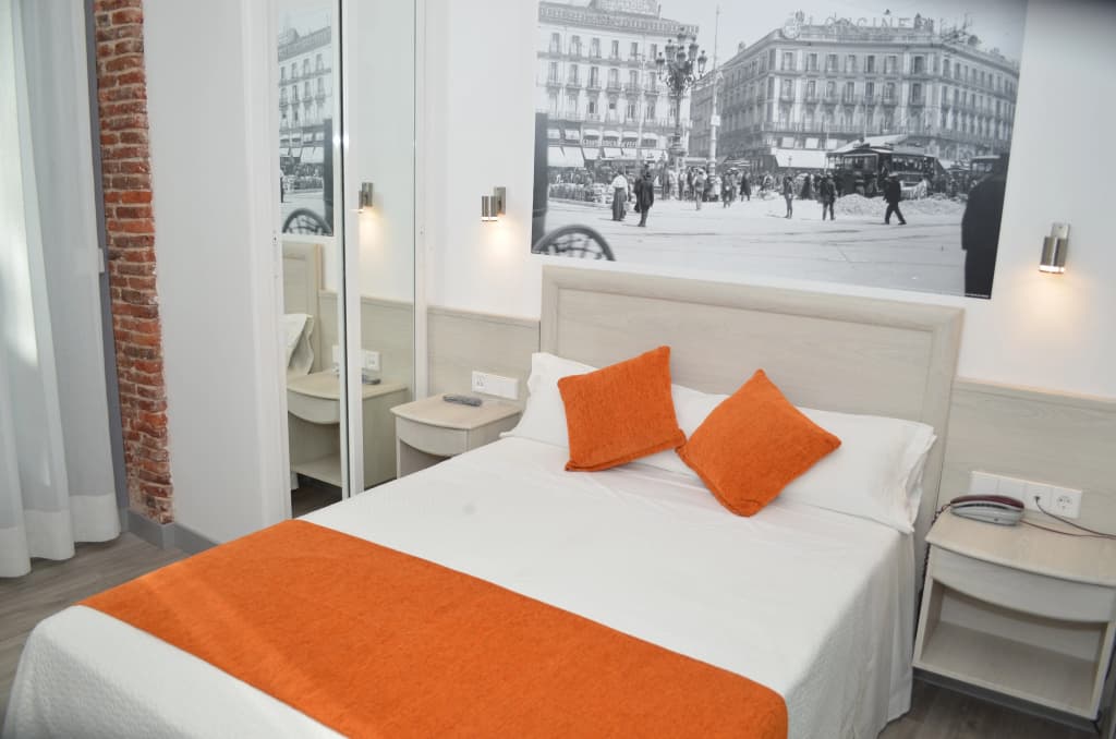 Hostal San Lorenzo - photo 21