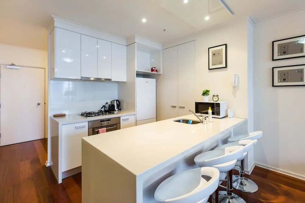 DALI, 1BDR Southbank Apartment - photo 10