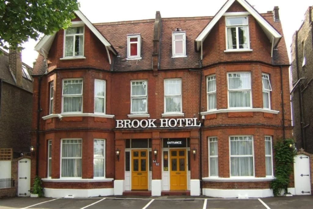 Brook Hotel - main photo