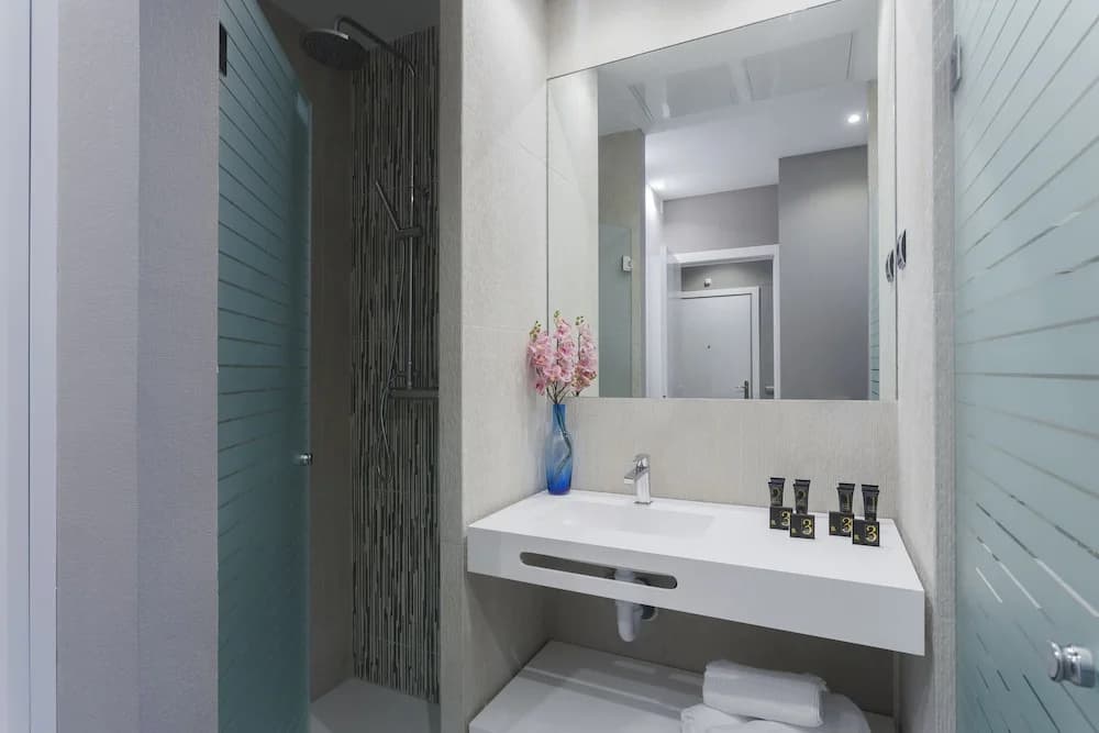 Dobo Rooms Palacio Apartments - photo 8