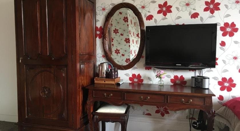 Gifford House - photo 9