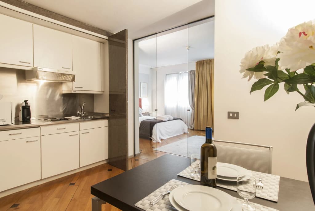Milan Royal Suites & Luxury Apartments - photo 17
