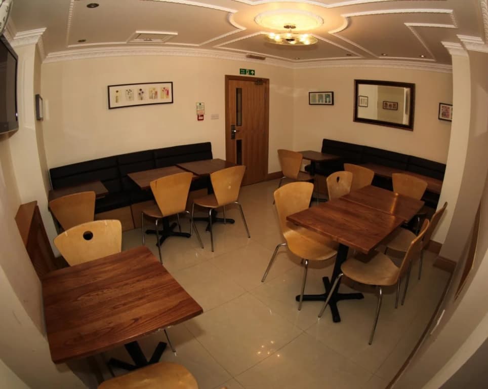 Brit Hotels Earls Court - photo 14