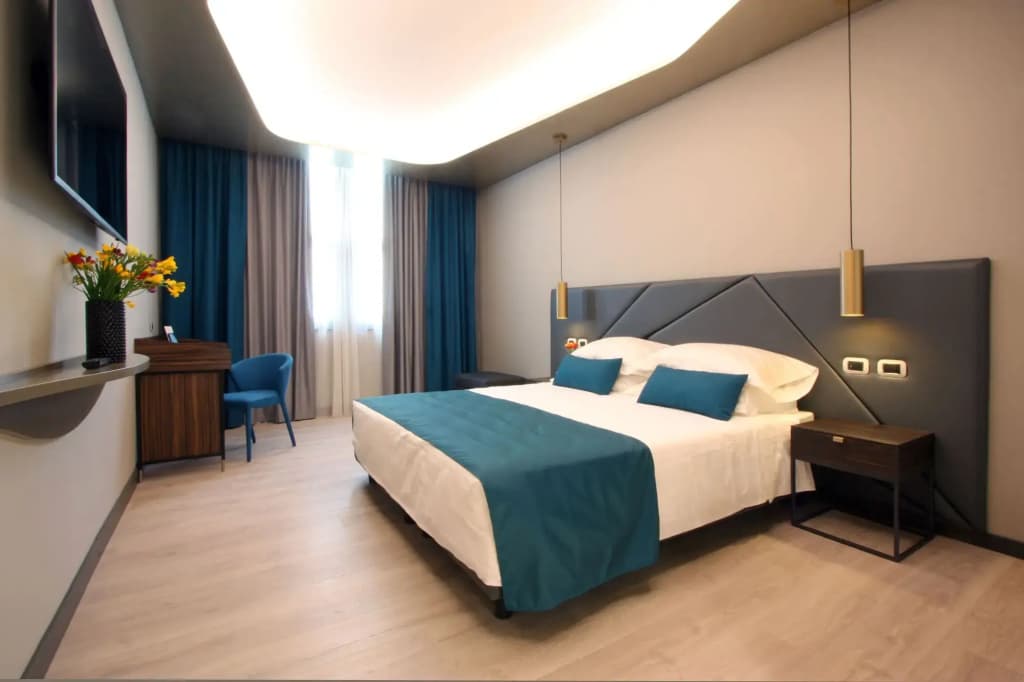 Hotel The Hive Hotel - photo 27