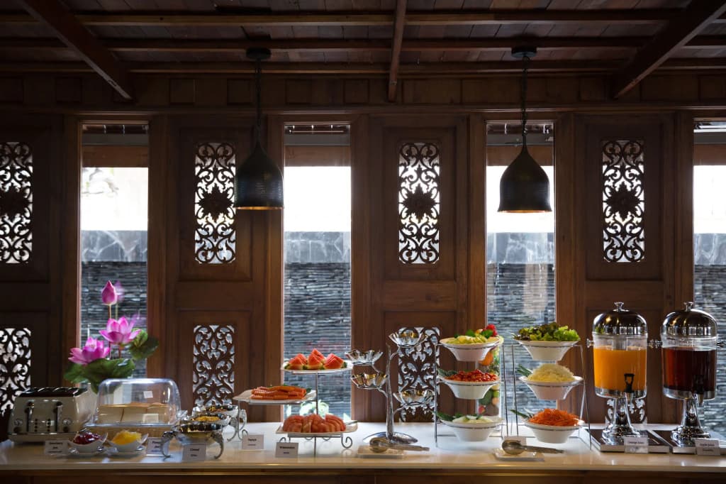 True Siam Rangnam Hotel - photo 12