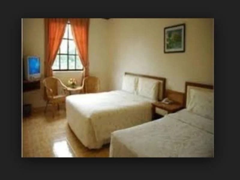 TS Hotel Taman Rinting - photo 6