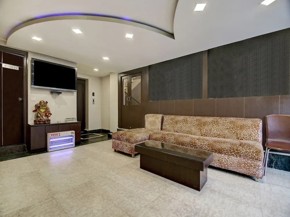 Hotel S&B East Inn - photo 2