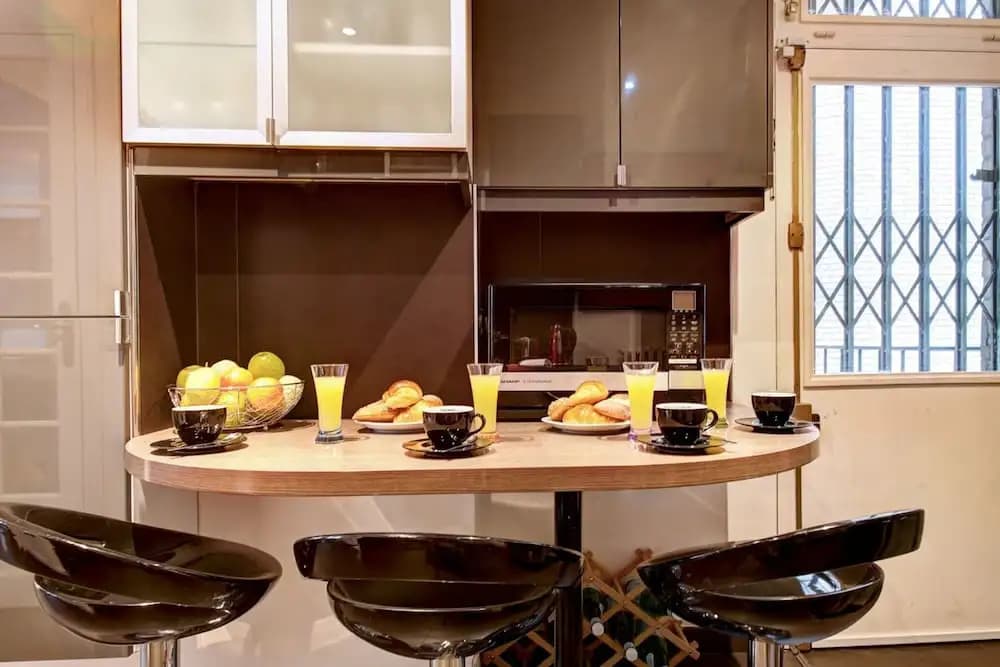Spacious Family Apartment Near Bois de Boulogne - photo 10
