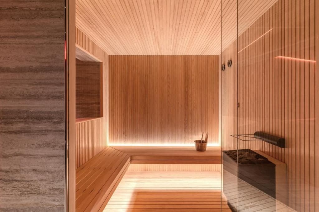 Adoro Hotel - photo 17