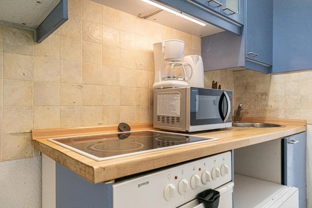 Smart 2BR Apt. Perfect for Longstays near Rennweg - photo 4