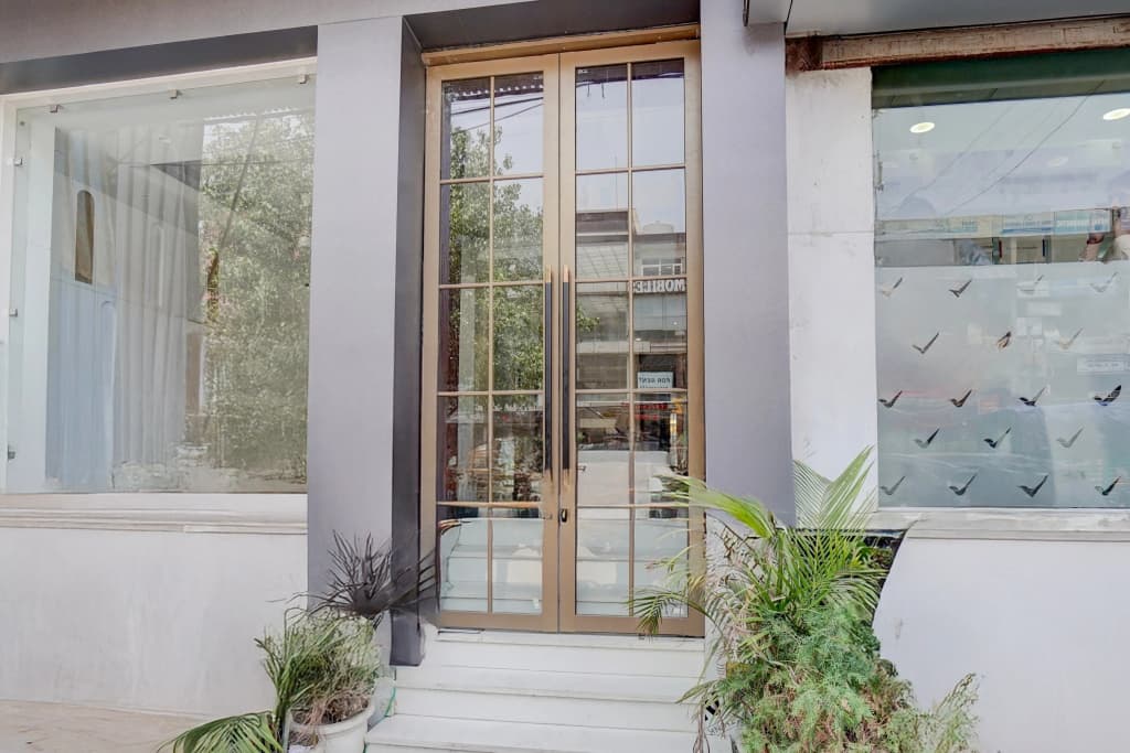 Townhouse Karol Bagh Formerly Hotel Unistar - photo 13