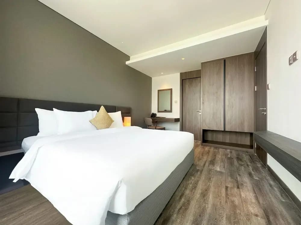 Centre Point Danang Hotel & Residence - photo 3