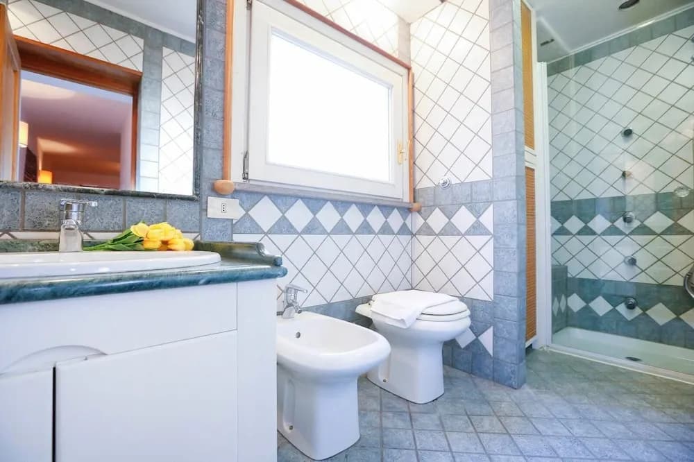 Two Bedroom Apartment - photo 8