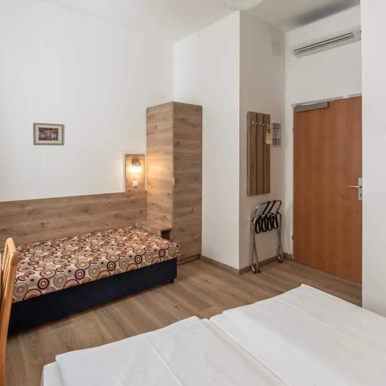 Hotel Terminus Vienna - photo 35