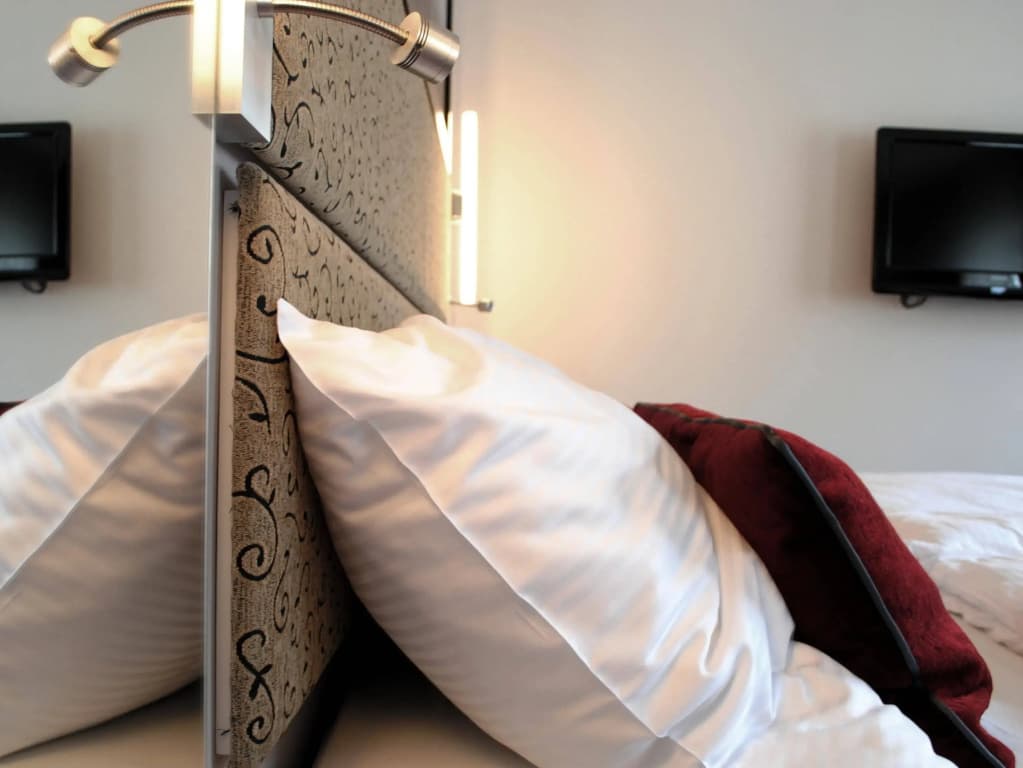 Red and Blue Design Hotel Prague - photo 3