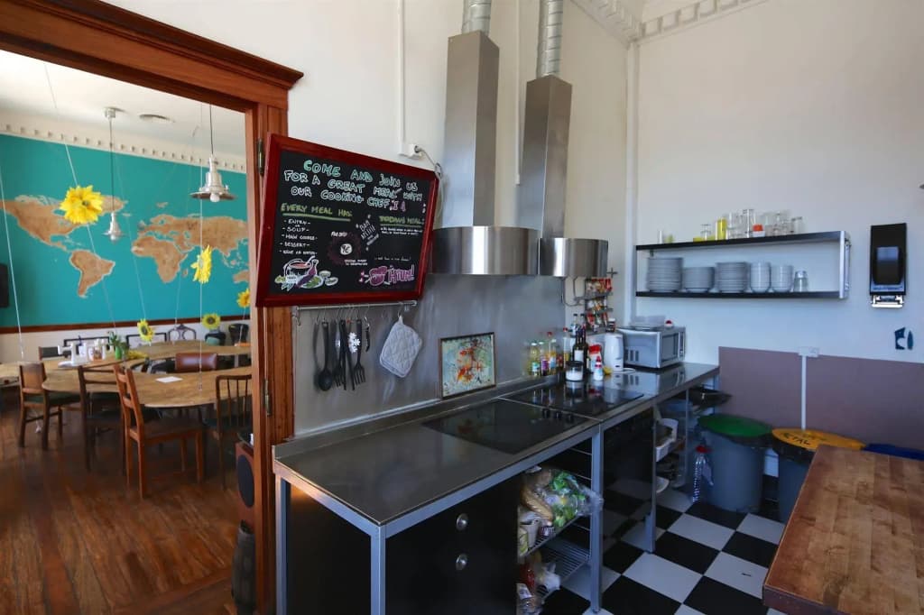 Sunset Destination Hostel - photo 25