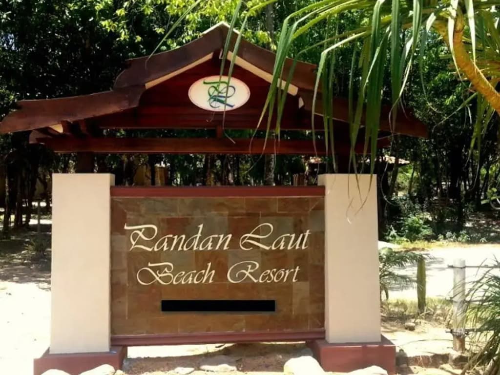 Pandan Laut Beach Resort - photo 1