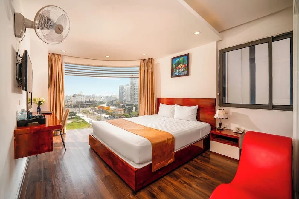 Waikiki Beach Hotel Da Nang - photo 6