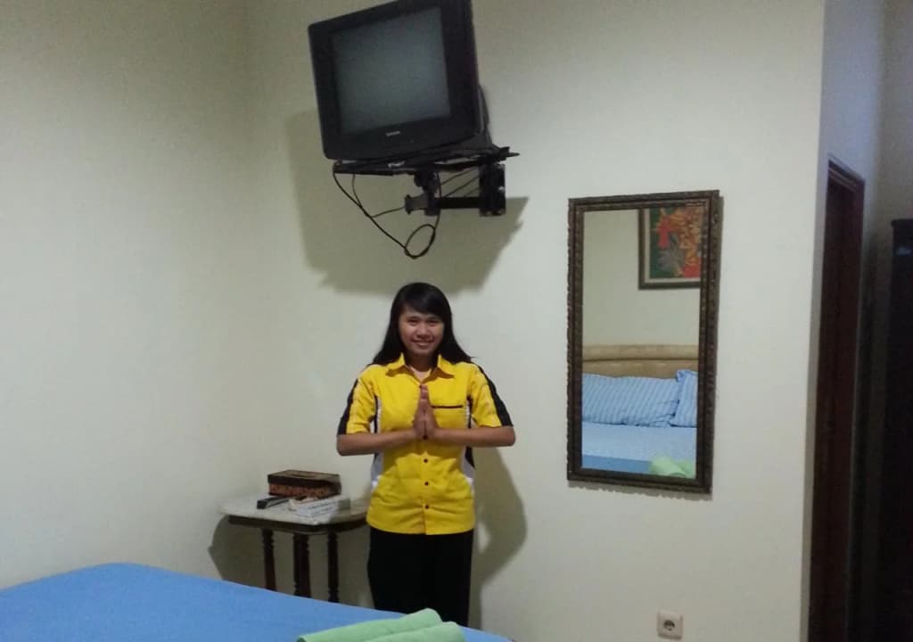 Indo Guesthouse - photo 9