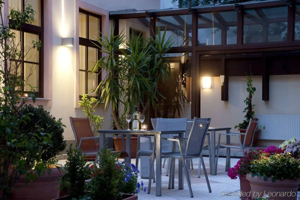 Hotel Lucia - photo 13