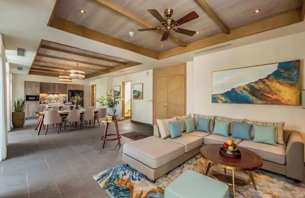 Luxe 3BR Villa: Pool, Breakfast & Housekeeping - photo 14