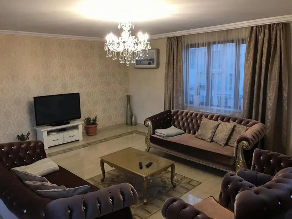 Lesya Apartment with Terrace - photo 3