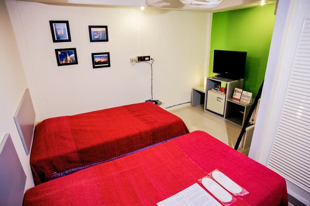 Prince House - photo 6