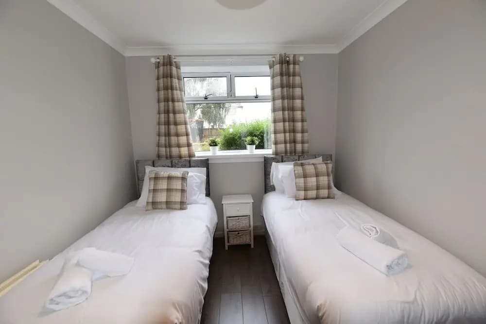 First Sighthill Villa - photo 5