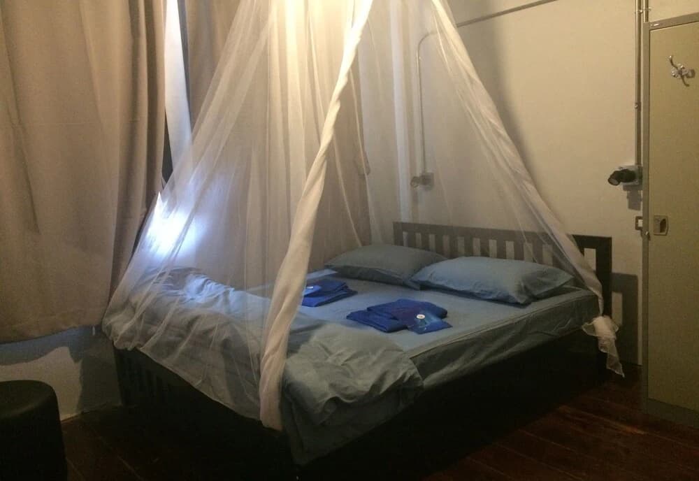 Monkey Cave - Hostel - photo 5