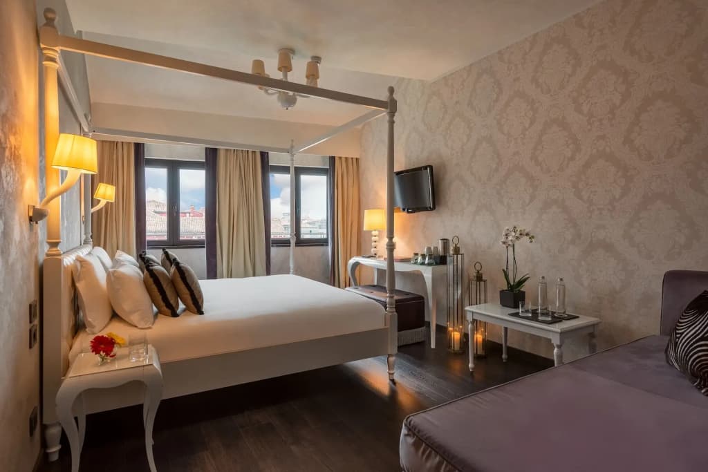 Carnival Palace Hotel - photo 4