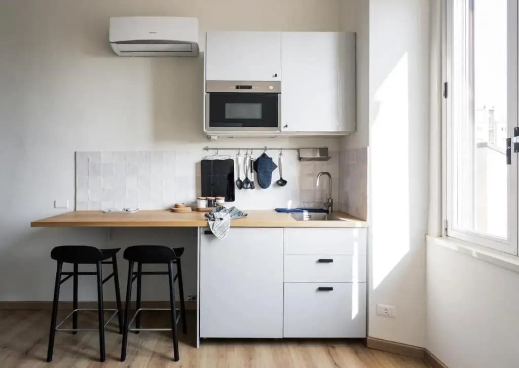 Minimal and Charming studio in Isola District - photo 4