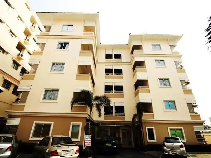 Golden Apartment - photo 1
