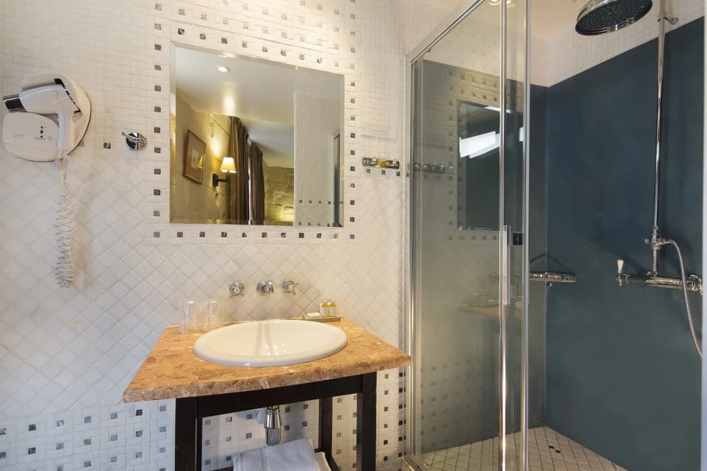 Hotel Europe Saint Severin Paris - photo 33