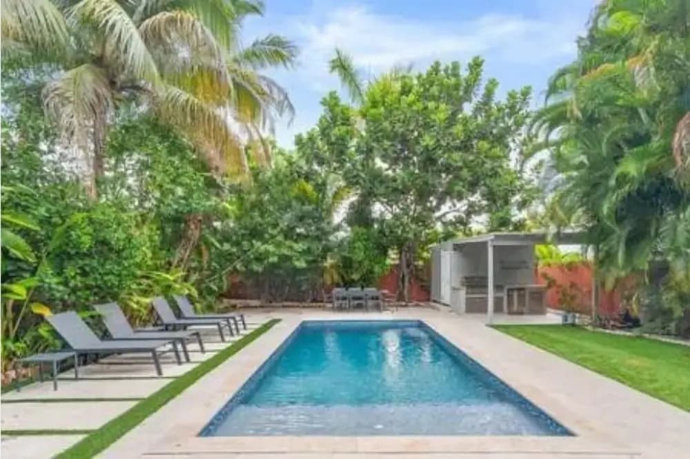 Villa Miami Poolside Paradise - photo 13
