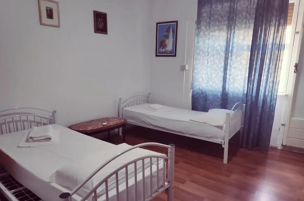 Hostelroma - photo 11
